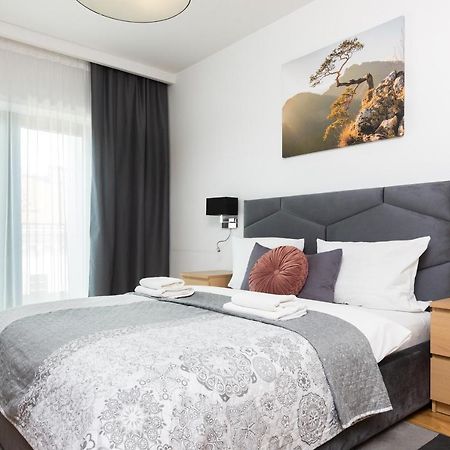 Old Town Rajska Street Apartment คราคูฟ ภายนอก รูปภาพ