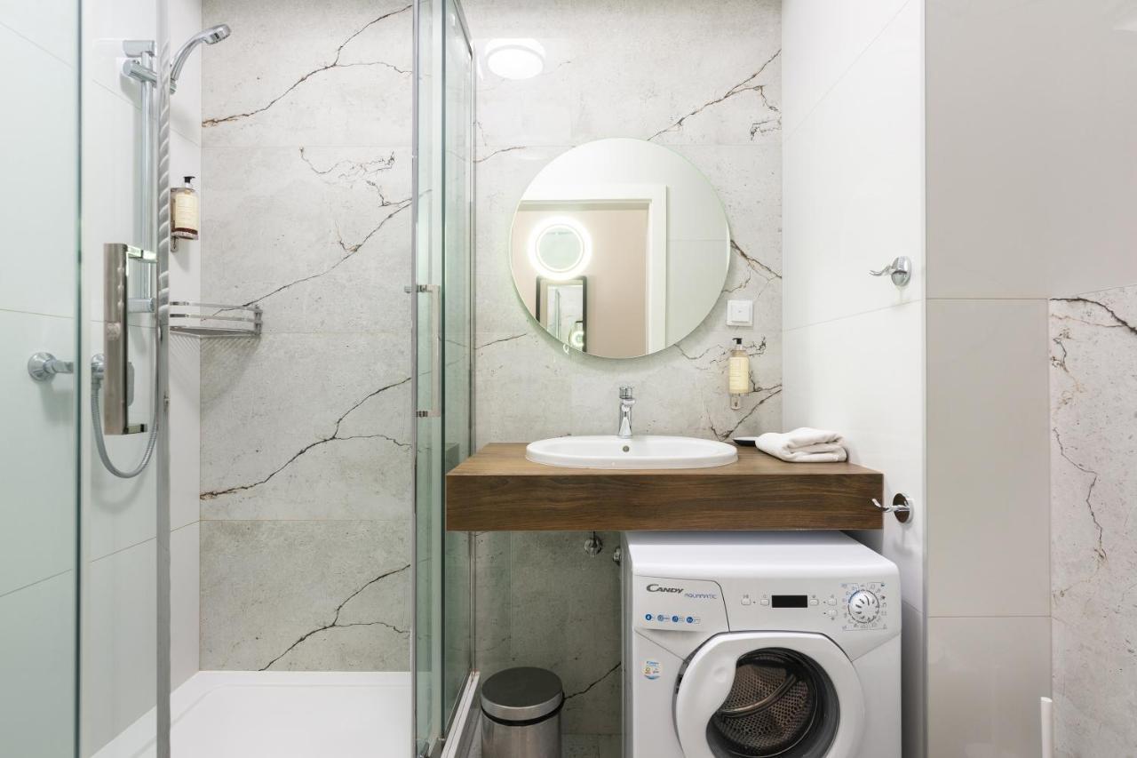 Old Town Rajska Street Apartment คราคูฟ ภายนอก รูปภาพ